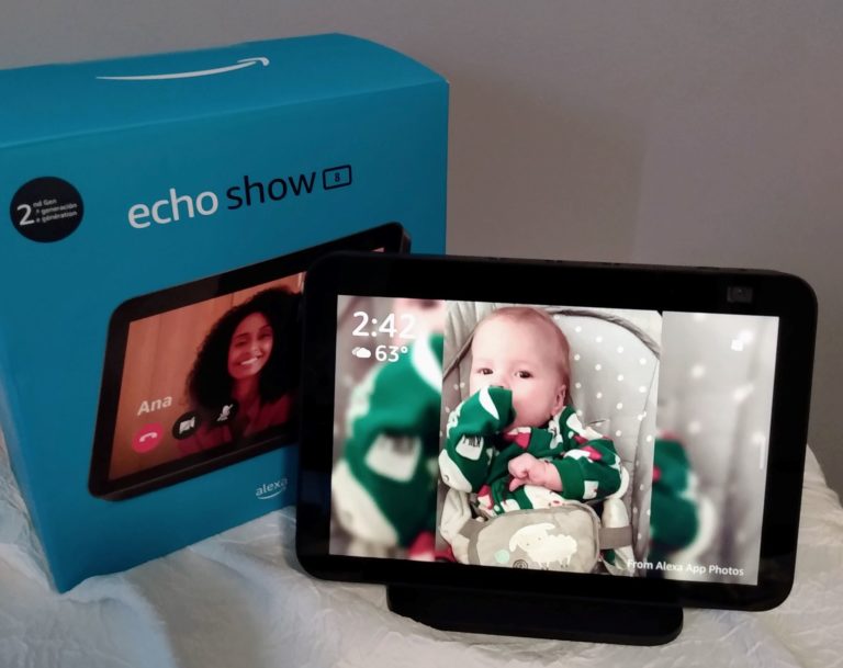 Reviewing the Alexa Echo Show 8: Frugal Way to a Smart Home